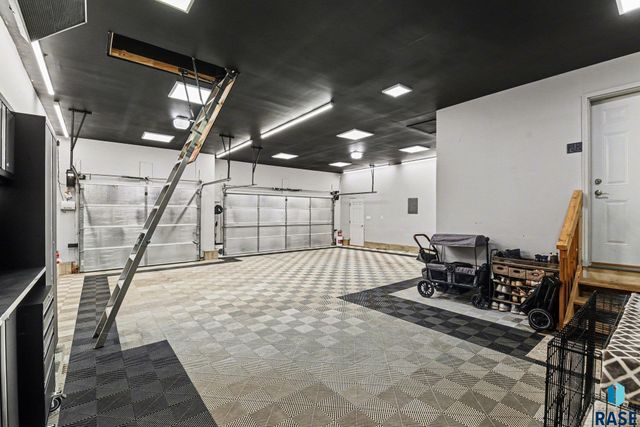 419 Quinn Ave Avenue, Harrisburg, SD 57032