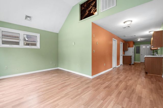 108 W Shore Avenue, Manchester, NH 03109