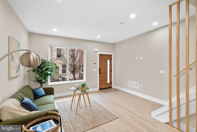 1032 S RANDOLPH ST, Philadelphia, PA 19147