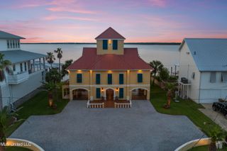 120 Sweetbay Drive, Pass Christian, MS 39571