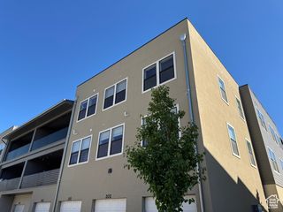 8392 S SKY MIRROR LN #302, Midvale, UT 84047