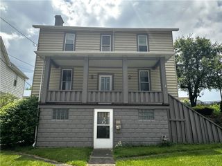 309 Washington Street, Mt Pleasant Boro, PA 15666