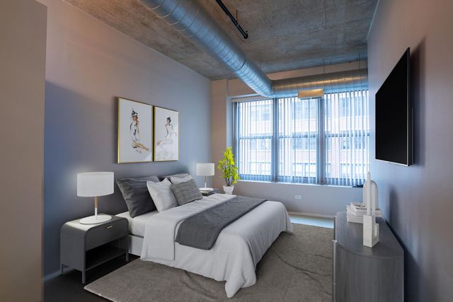 933 W Van Buren Street 404, Chicago, IL 60607