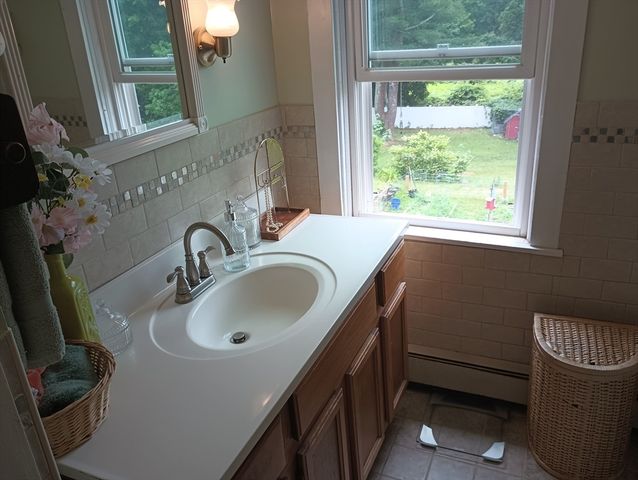 874 Union St, Rockland, MA 02370