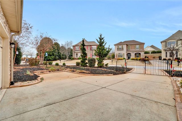 108 Bur Oak Drive, Taylors, SC 29687