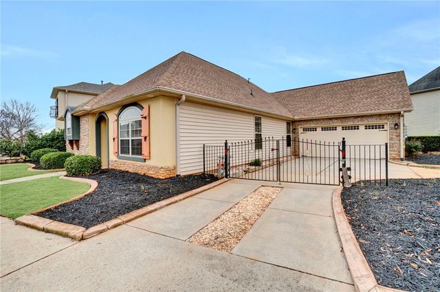 108 Bur Oak Drive, Taylors, SC 29687