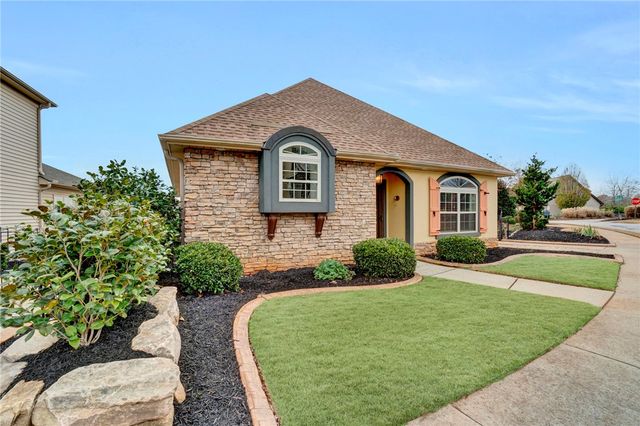 108 Bur Oak Drive, Taylors, SC 29687