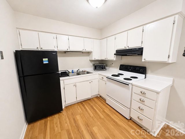 2014 Countrymens Court 60, Charlotte, NC 28210