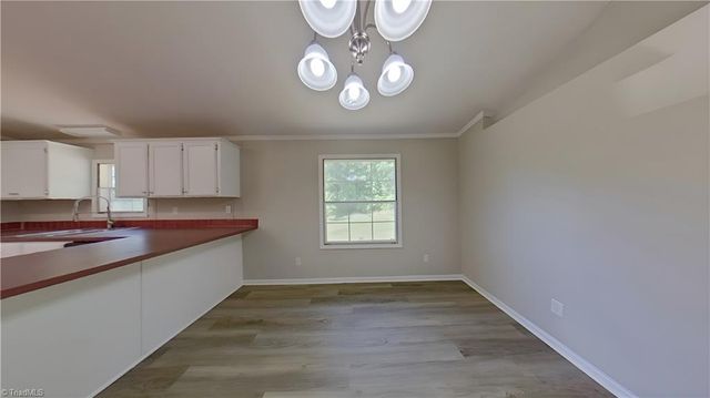 252 Eulala Leonard Road, Lexington, NC 27295