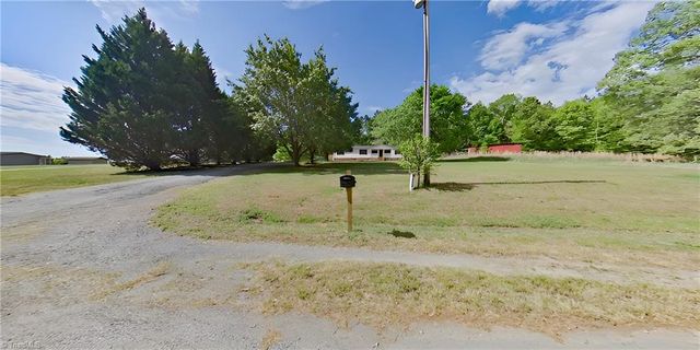252 Eulala Leonard Road, Lexington, NC 27295