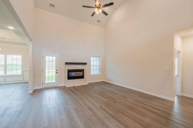 100 Sycamore Hill, Clarksville, TN 37042