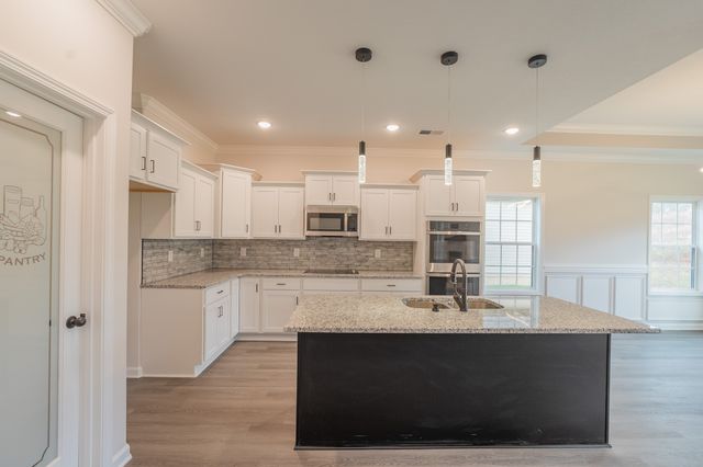 100 Sycamore Hill, Clarksville, TN 37042