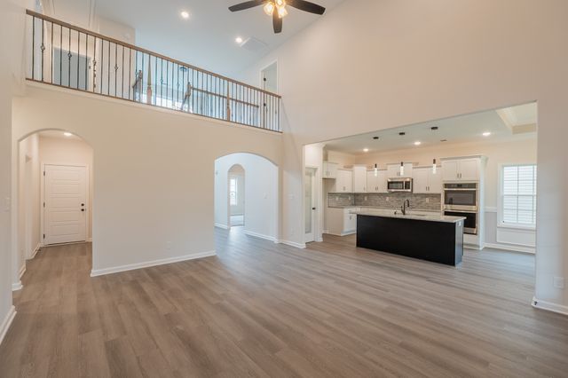 100 Sycamore Hill, Clarksville, TN 37042