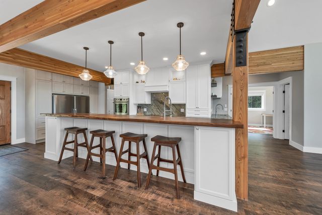 60 Blake Hill Road, Ossipee, NH 03814