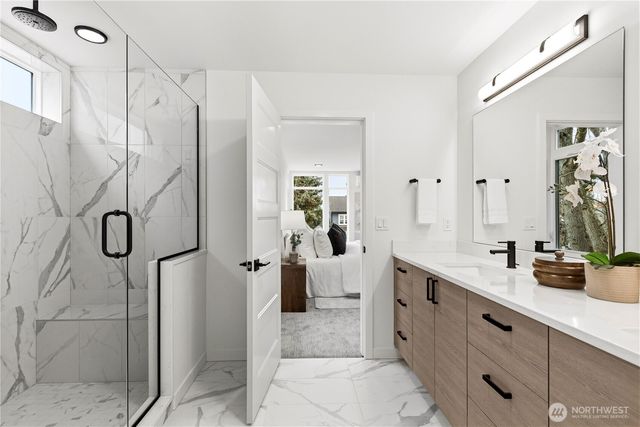 1706 B N 47th Street, Seattle, WA 98103