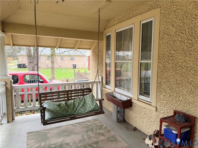 12105 Mathenay Dr, Chester, VA 23831