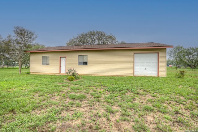 12737 WOMAN HOLLERING RD, Schertz, TX 78154