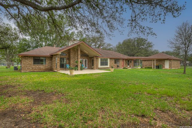12737 WOMAN HOLLERING RD, Schertz, TX 78154