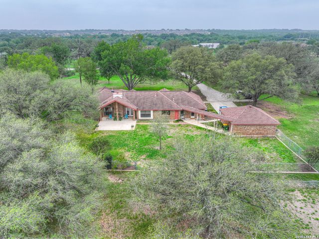 12737 WOMAN HOLLERING RD, Schertz, TX 78154