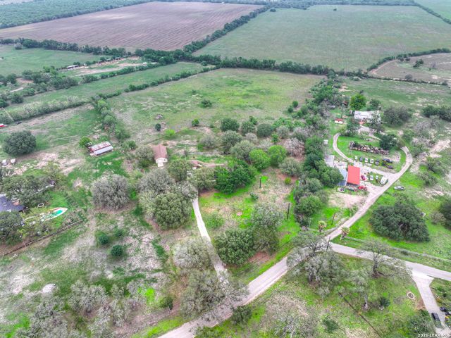 12737 WOMAN HOLLERING RD, Schertz, TX 78154
