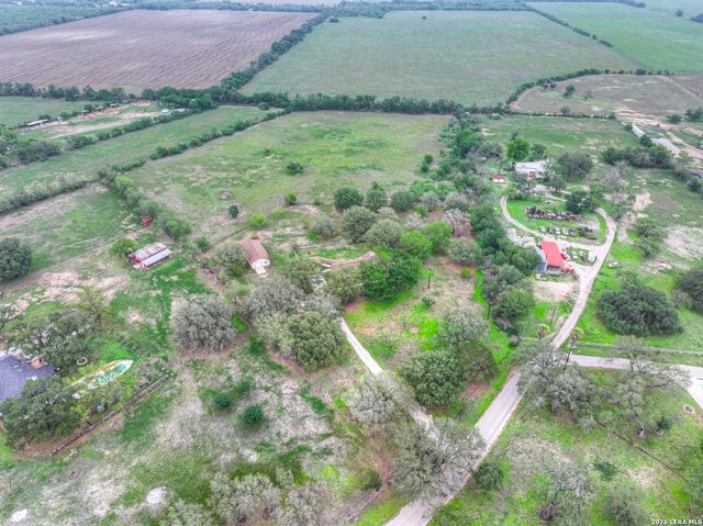 12737 WOMAN HOLLERING RD, Schertz, TX 78154