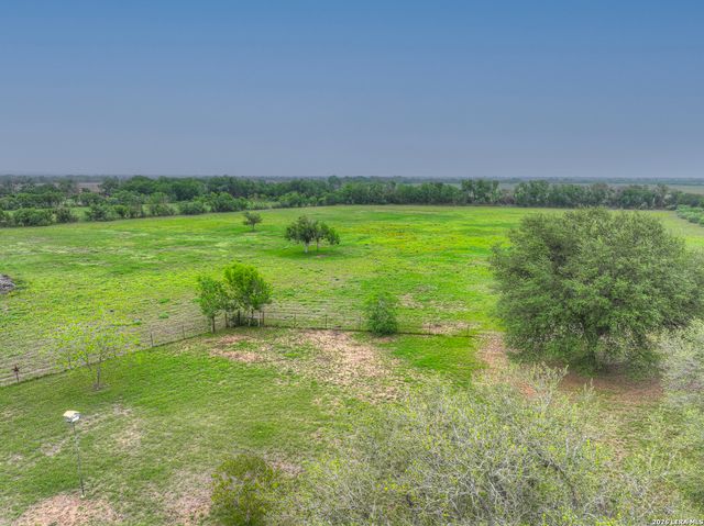 12737 WOMAN HOLLERING RD, Schertz, TX 78154