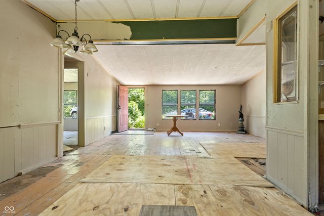 8730 Sweetwater Trail, Nineveh, IN 46164