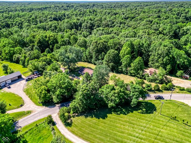8730 Sweetwater Trail, Nineveh, IN 46164