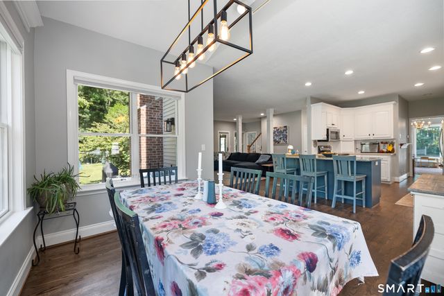 216 Great Pond Road, Simsbury, CT 06070