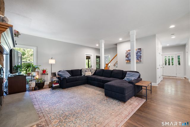 216 Great Pond Road, Simsbury, CT 06070