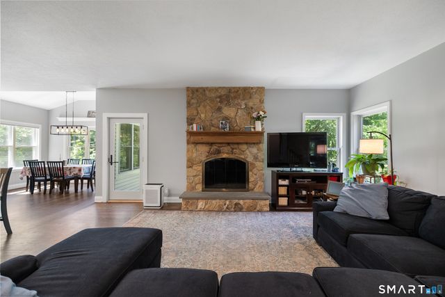 216 Great Pond Road, Simsbury, CT 06070
