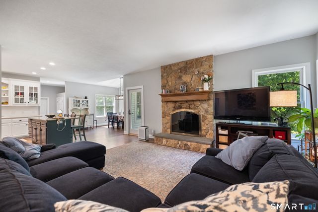 216 Great Pond Road, Simsbury, CT 06070