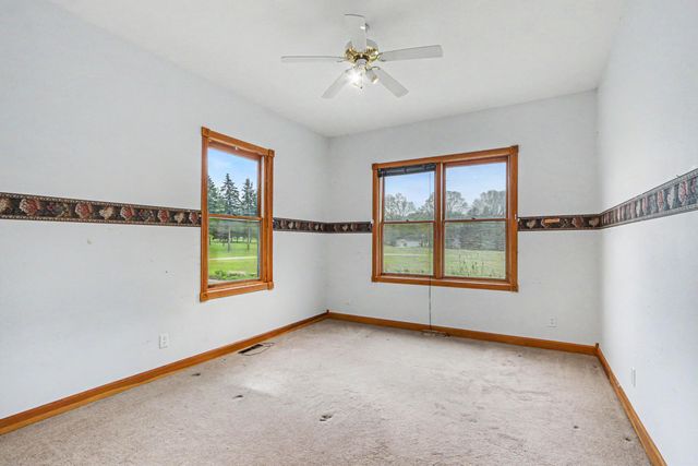 32282 64th Avenue, Lawton, MI 49065