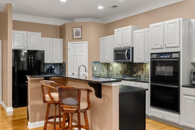 1606 Lexington Drive, Roswell, GA 30075