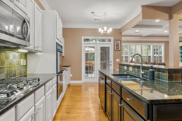 1606 Lexington Drive, Roswell, GA 30075