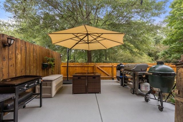 1606 Lexington Drive, Roswell, GA 30075