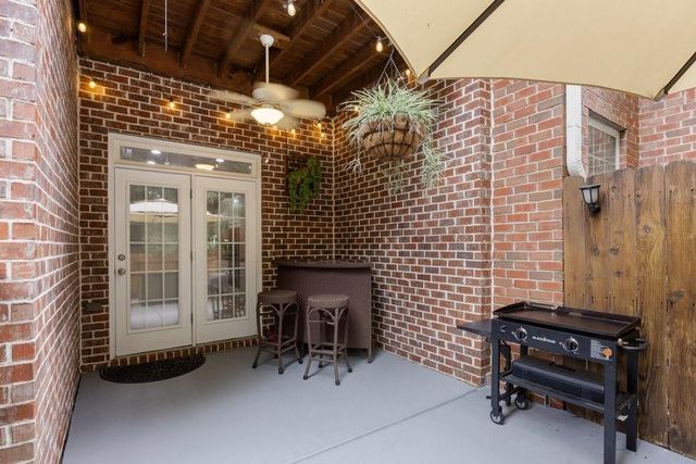 1606 Lexington Drive, Roswell, GA 30075
