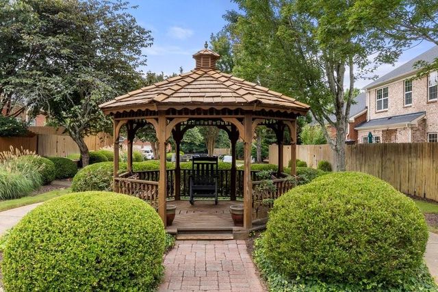 1606 Lexington Drive, Roswell, GA 30075