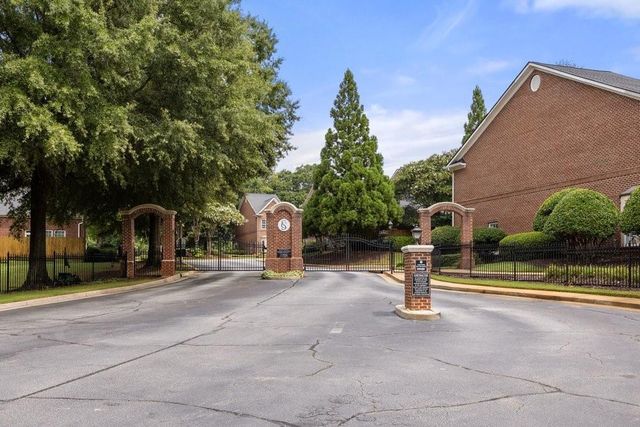 1606 Lexington Drive, Roswell, GA 30075