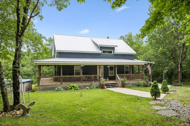 509 Iron Hill Rd, Burns, TN 37029