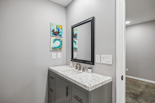 509 Iron Hill Rd, Burns, TN 37029