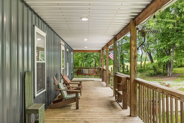 509 Iron Hill Rd, Burns, TN 37029