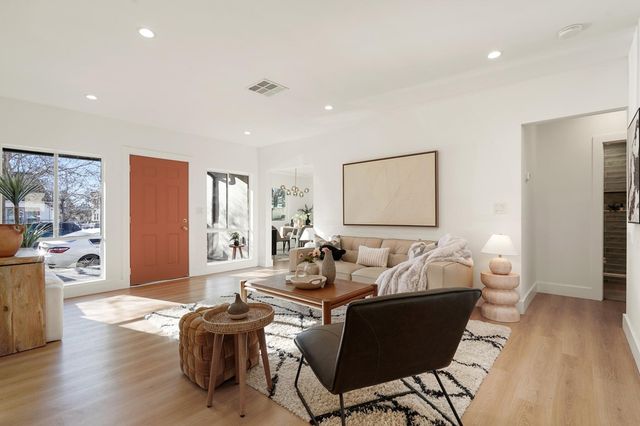 2151 Santa Rita St, Oakland, CA 94601