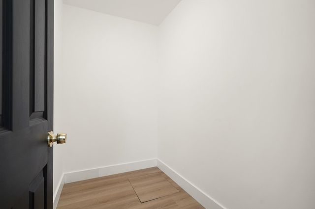 2151 Santa Rita St, Oakland, CA 94601