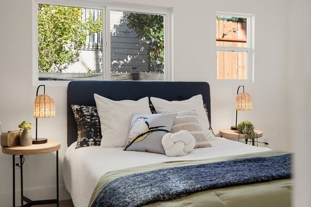 2151 Santa Rita St, Oakland, CA 94601