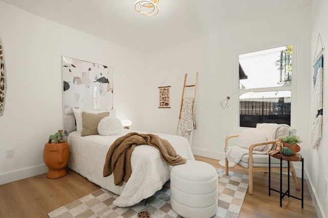 2151 Santa Rita St, Oakland, CA 94601