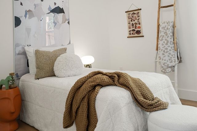 2151 Santa Rita St, Oakland, CA 94601