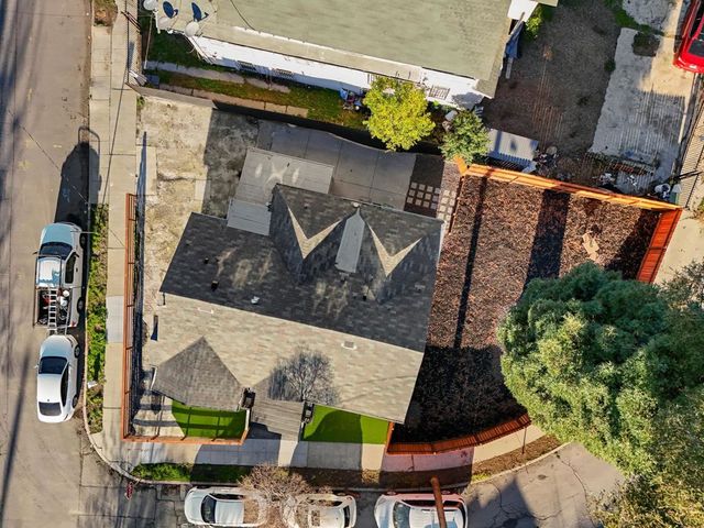 2151 Santa Rita St, Oakland, CA 94601