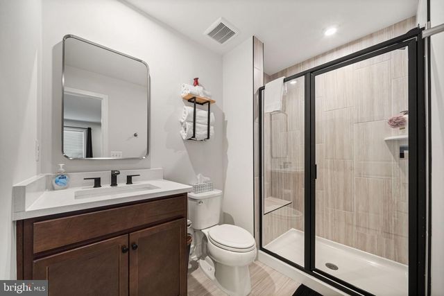 42161 SHINING STAR SQ, Brambleton, VA 20148