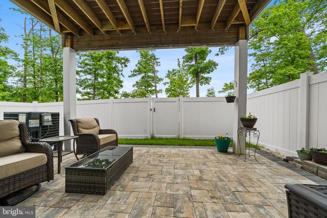 42161 SHINING STAR SQ, Brambleton, VA 20148